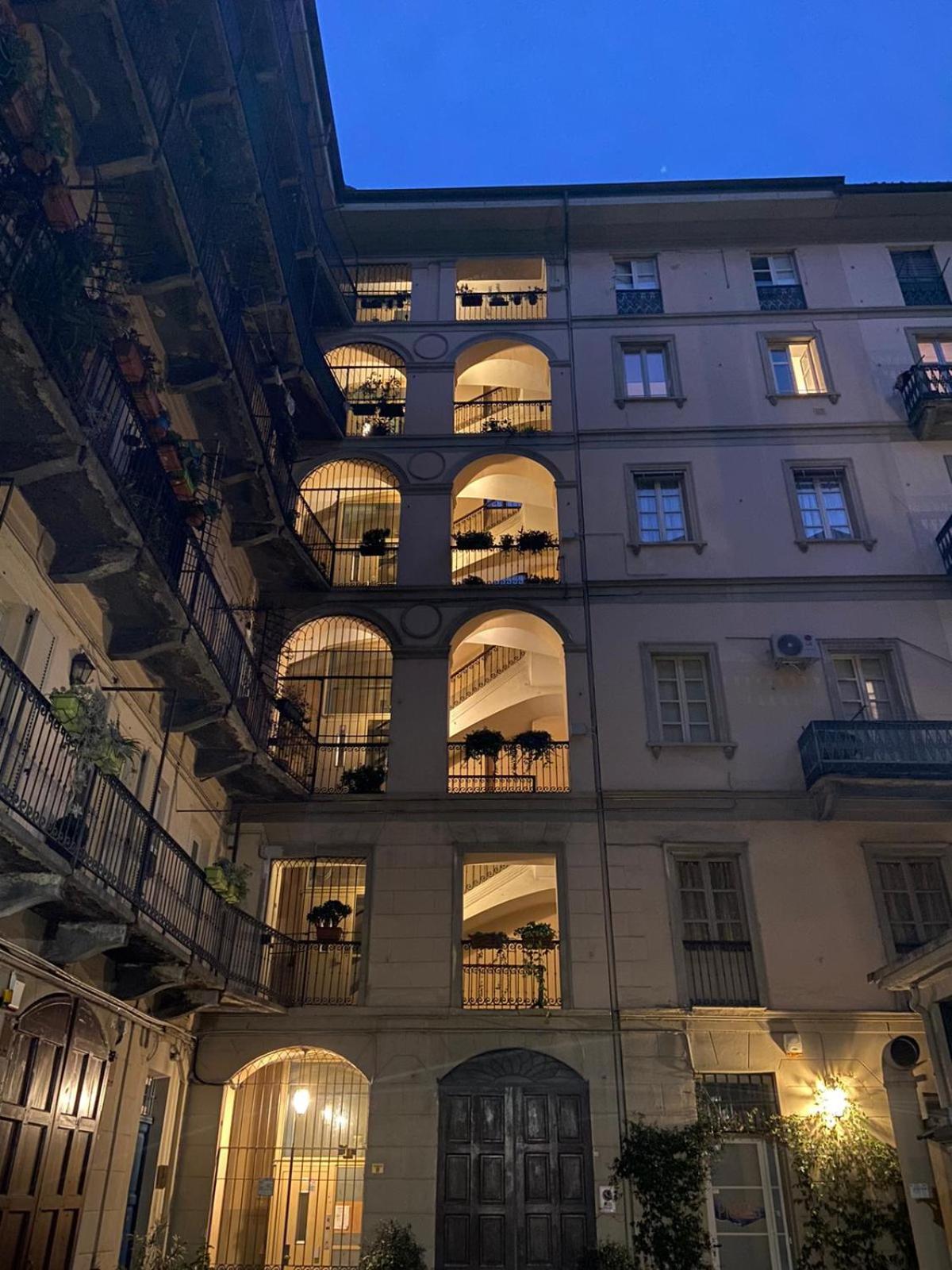 Il Re Apartment Torino Esterno foto