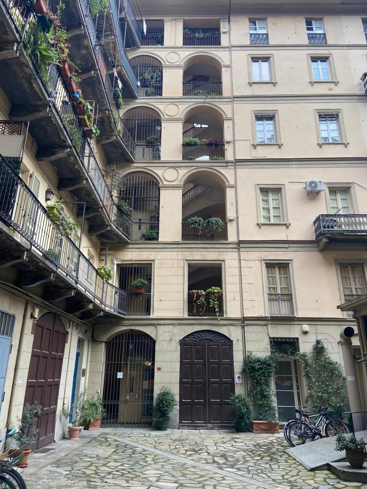 Il Re Apartment Torino Esterno foto