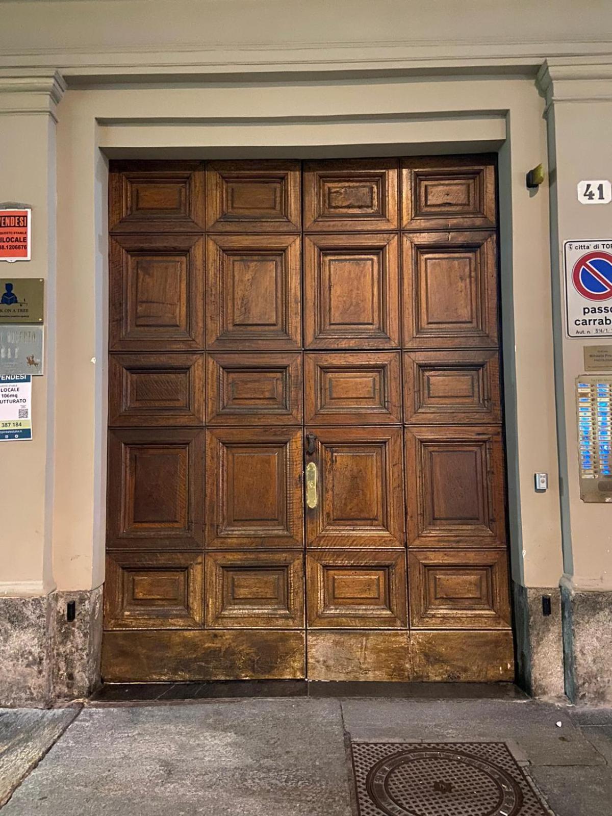 Il Re Apartment Torino Esterno foto